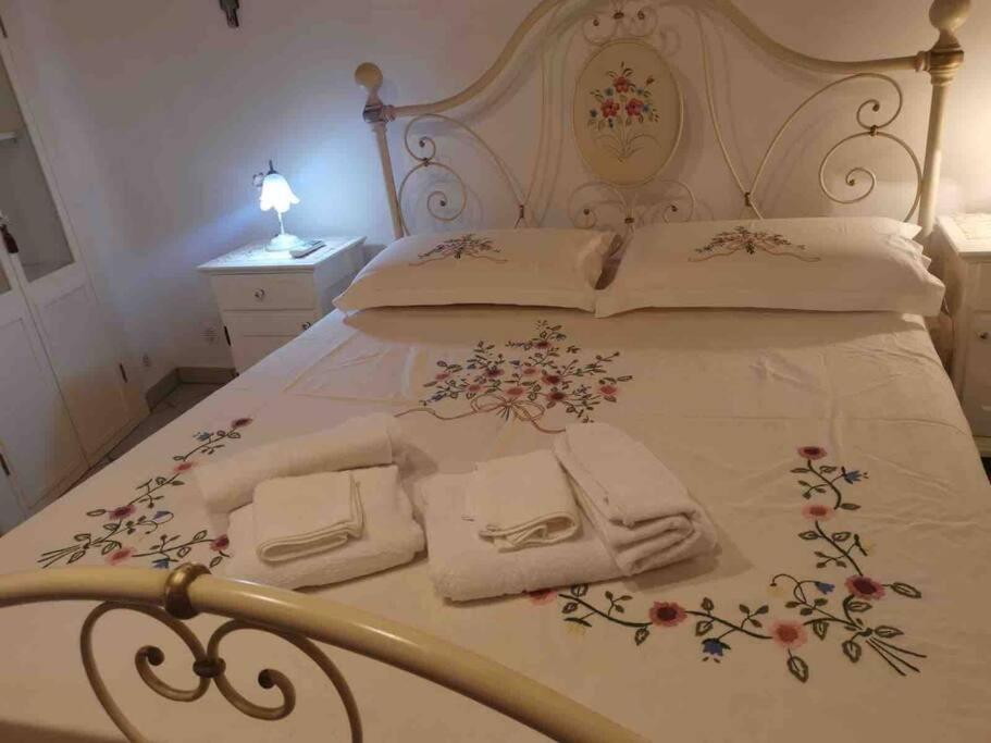 Casa Centro Storico กัลลีโปลี ภายนอก รูปภาพ